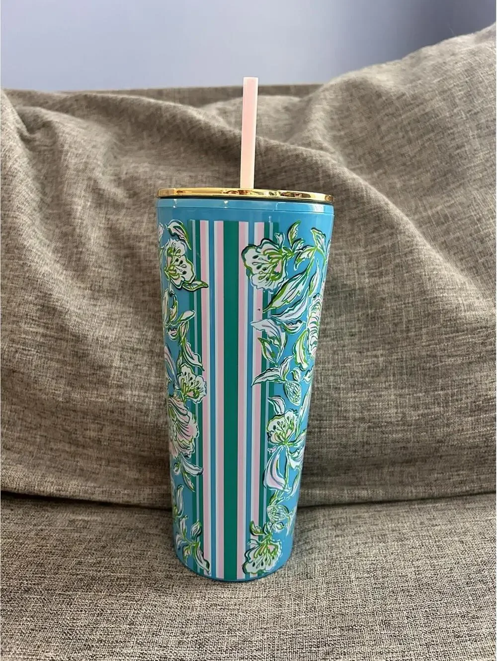 Lilly Pulitzer Tumbler In Cumulus Blue Chick Magnet Double Wall Gold Lid Straw